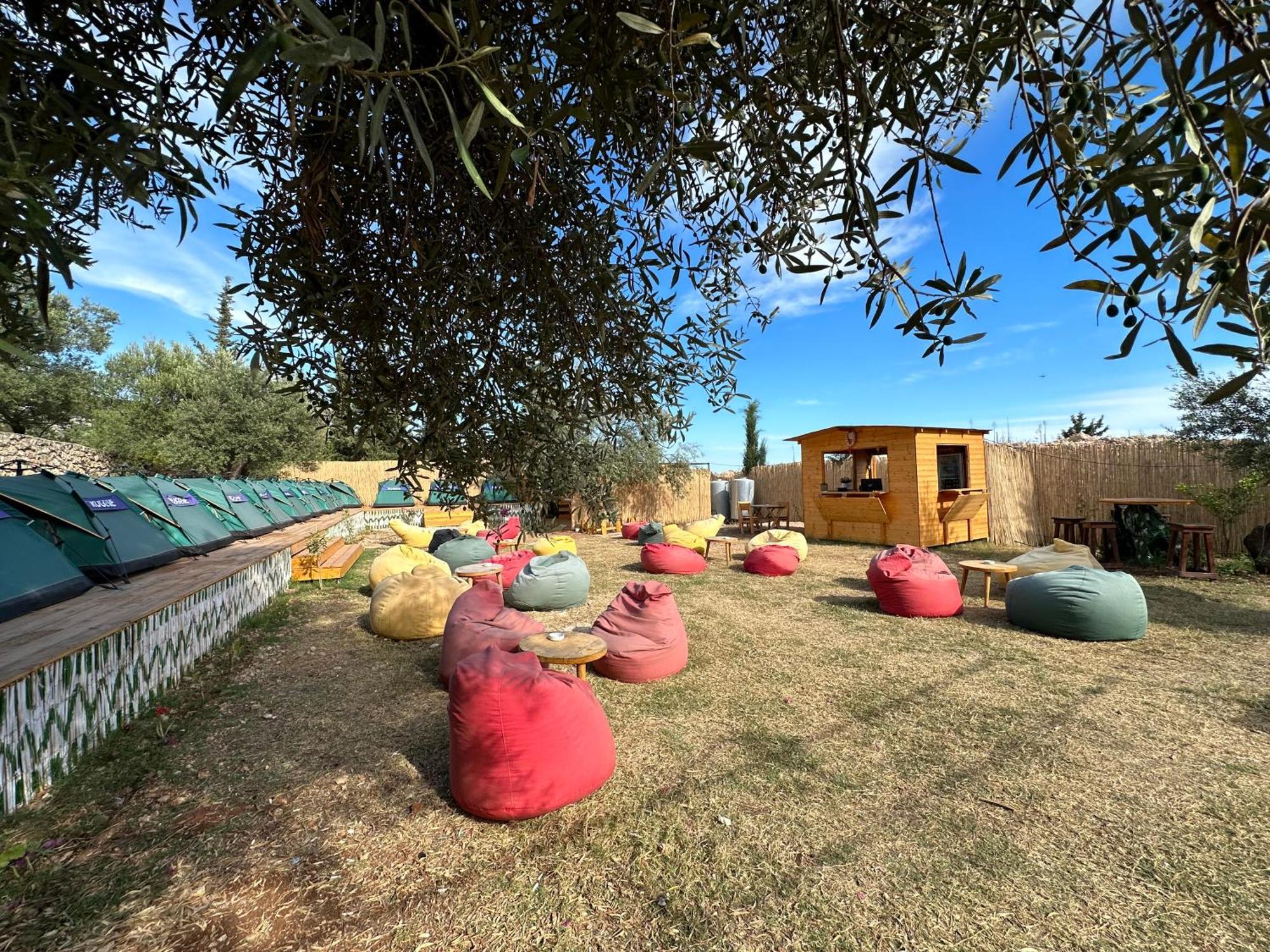 Hotel Alt Camping Dhërmi Esterno foto