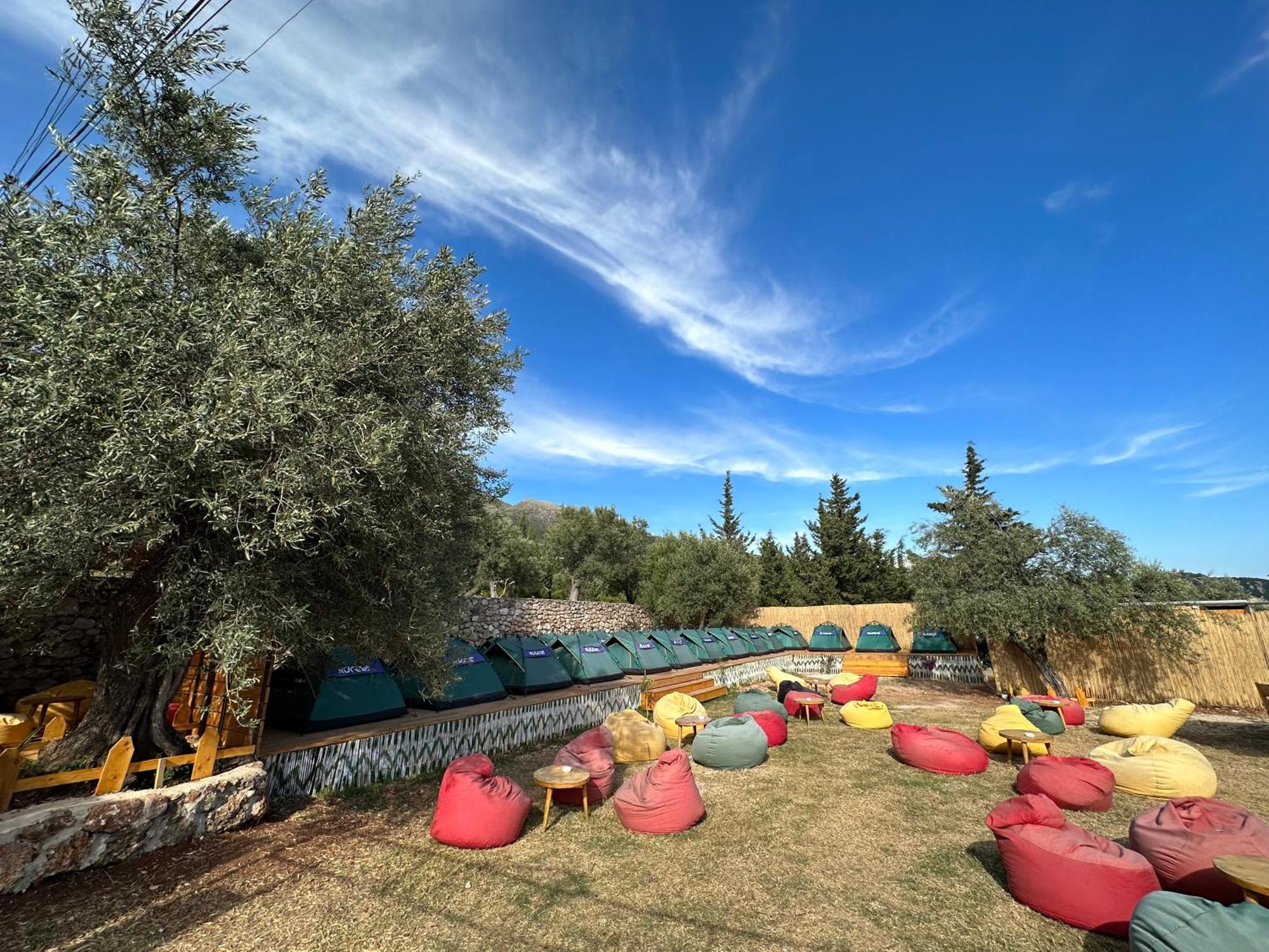 Hotel Alt Camping Dhërmi Esterno foto